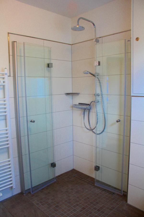 Hooge Apartment Шилиг Екстериор снимка