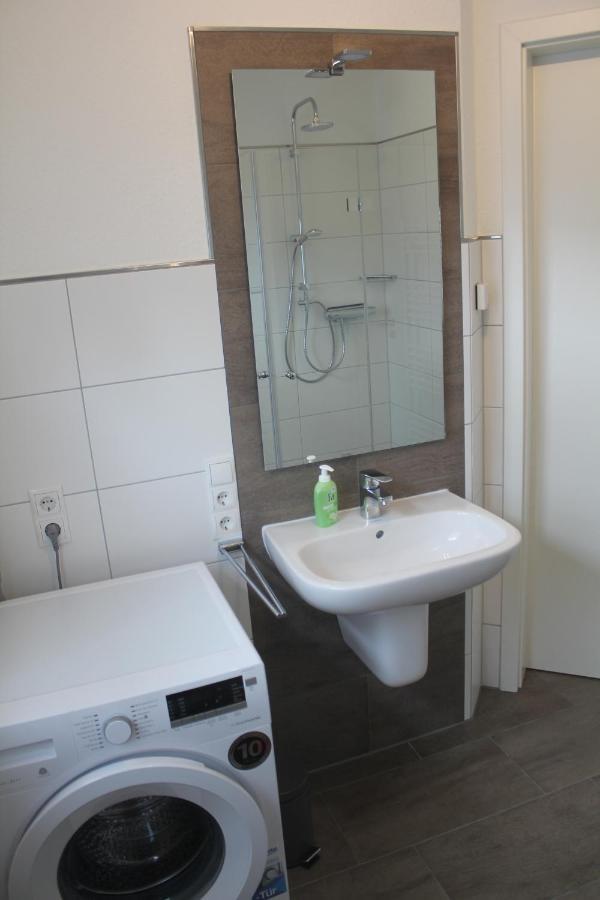 Hooge Apartment Шилиг Екстериор снимка
