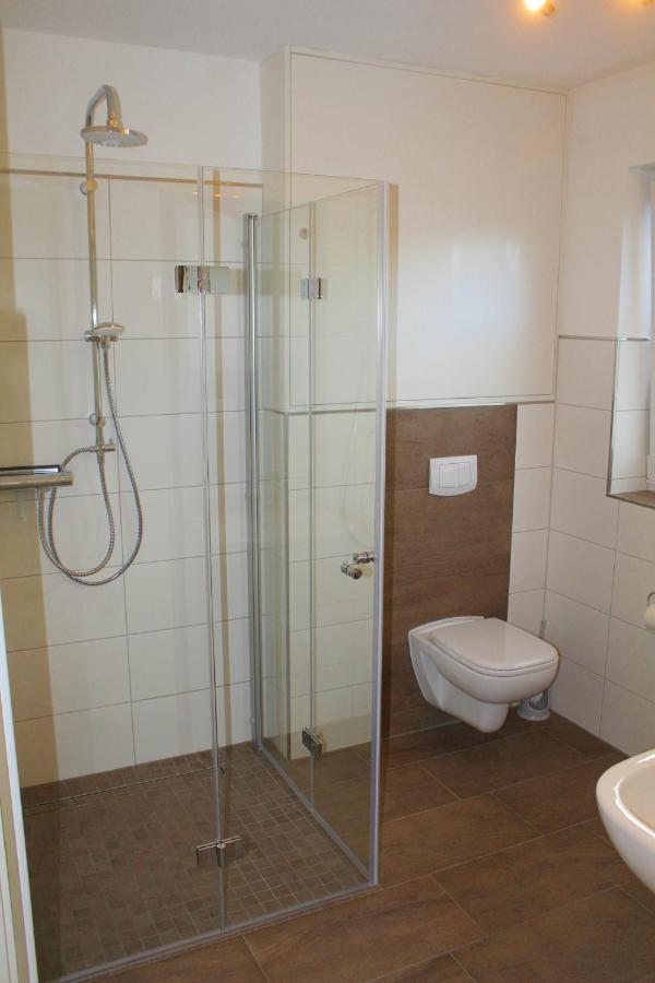 Hooge Apartment Шилиг Екстериор снимка